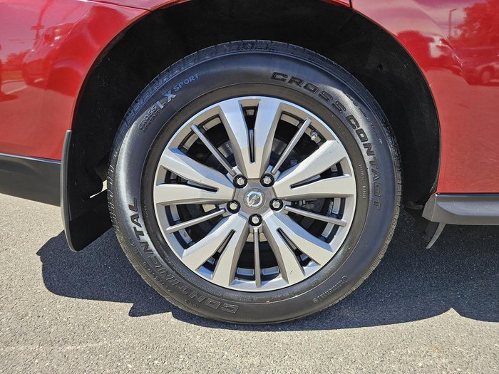 2017 Nissan Pathfinder ST-L