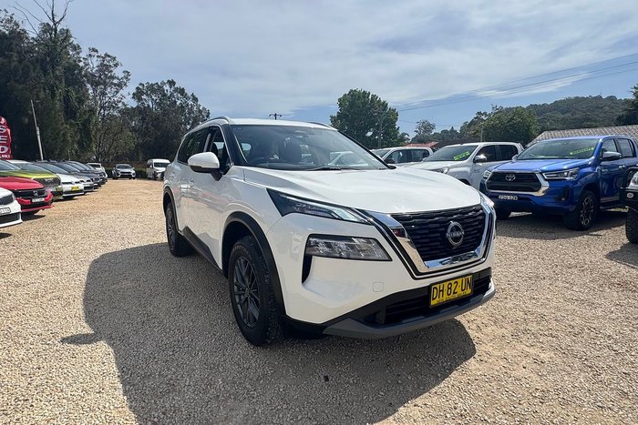 2023 Nissan X-TRAIL ST