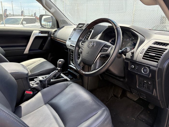 2022 Toyota Landcruiser Prado Kakadu