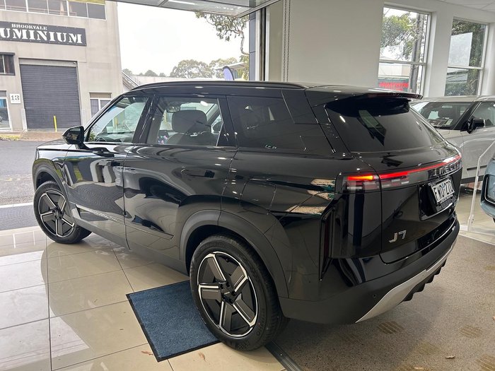 2025 Jaecoo J7 SHS Summit