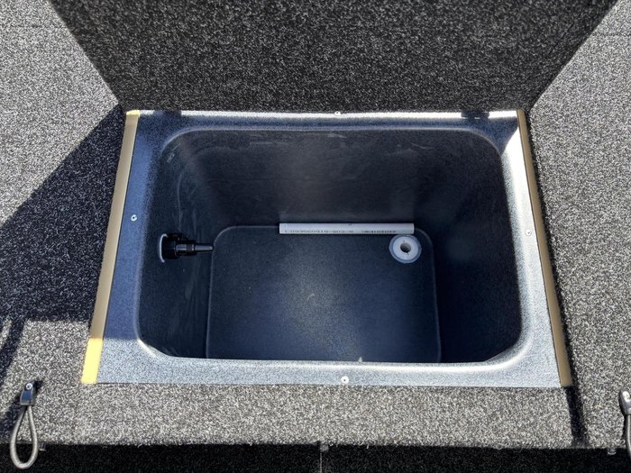 2026 QUINTREX 481 Hornet Pro