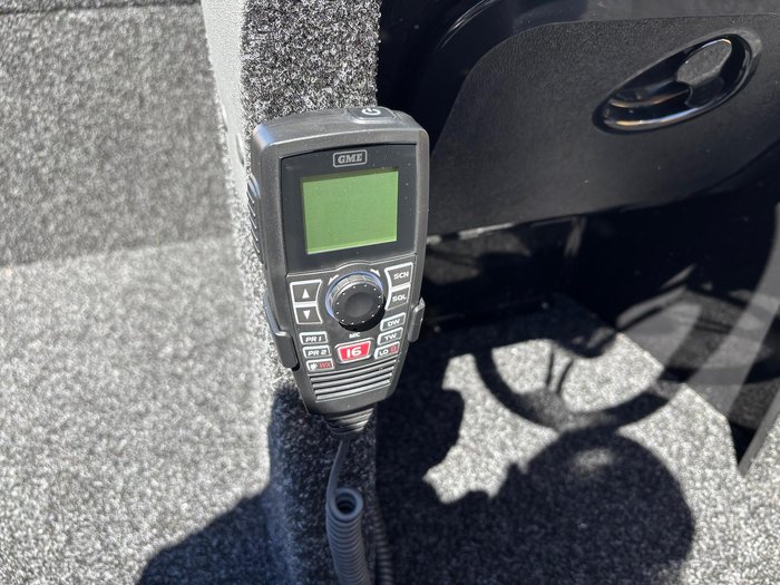 2026 QUINTREX 481 Hornet Pro