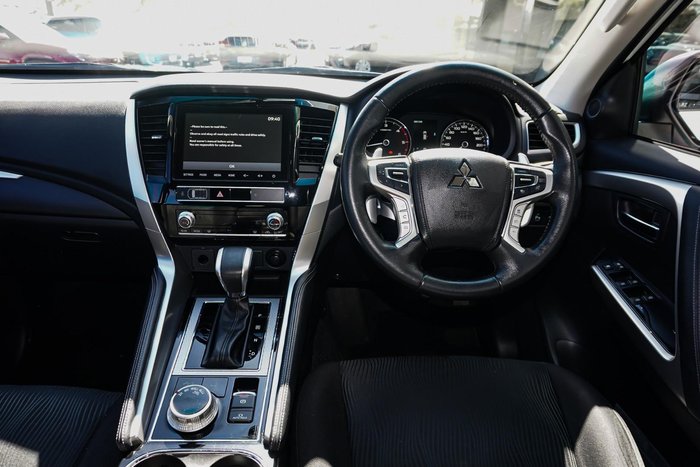 2021 Mitsubishi Pajero Sport GLX