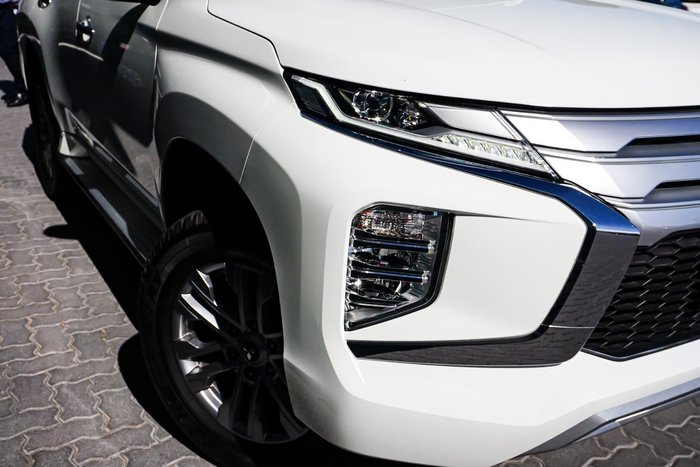 2021 Mitsubishi Pajero Sport GLX
