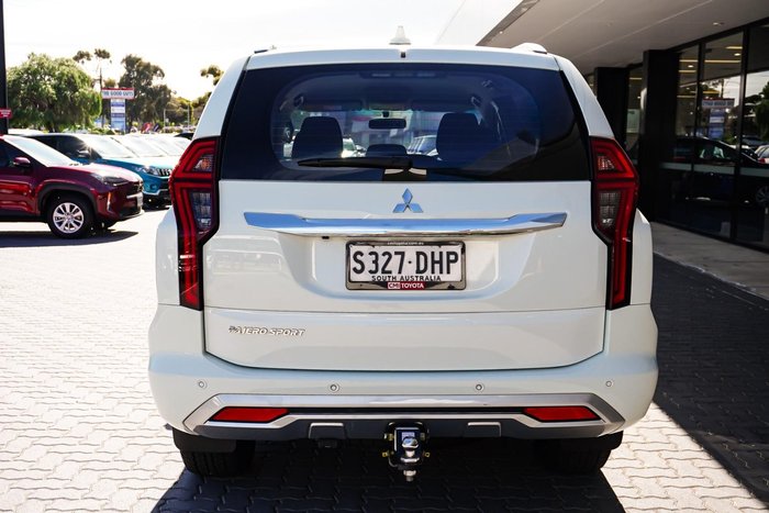 2021 Mitsubishi Pajero Sport GLX