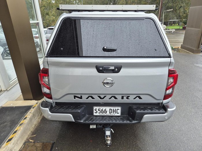 2023 Nissan Navara ST-X