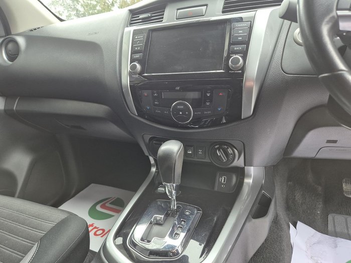 2023 Nissan Navara ST-X