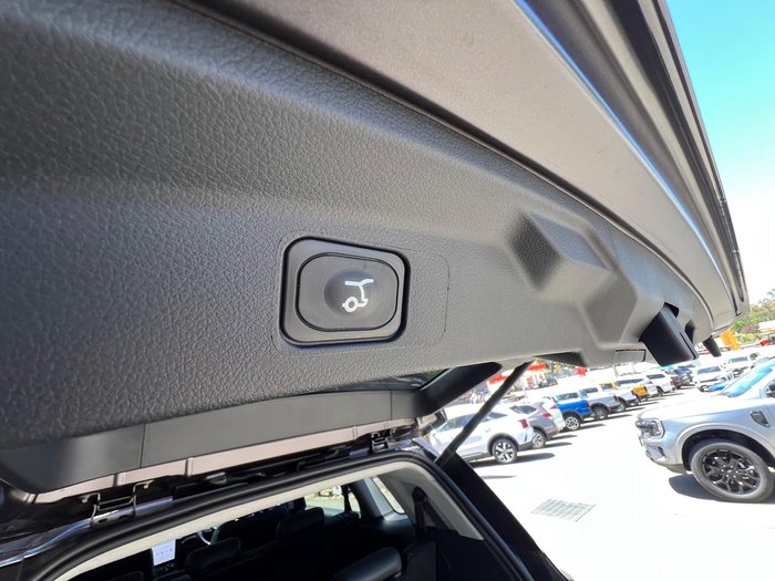 2025 Ford Everest Trend