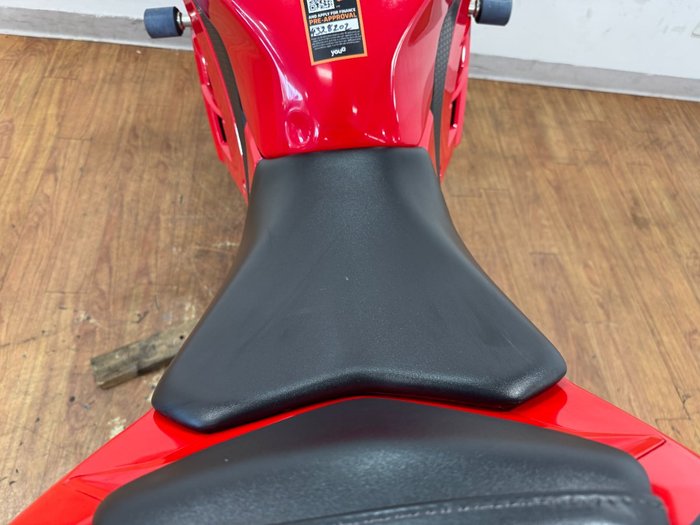 2016 Kawasaki NINJA 300 RED