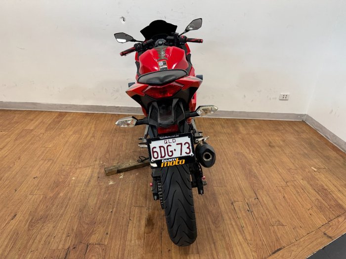 2016 Kawasaki NINJA 300 RED