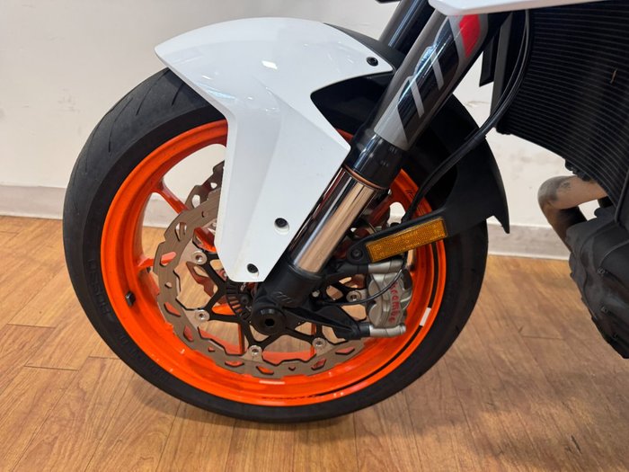 2017 Ktm 1290 SUPER DUKE R White/Grey