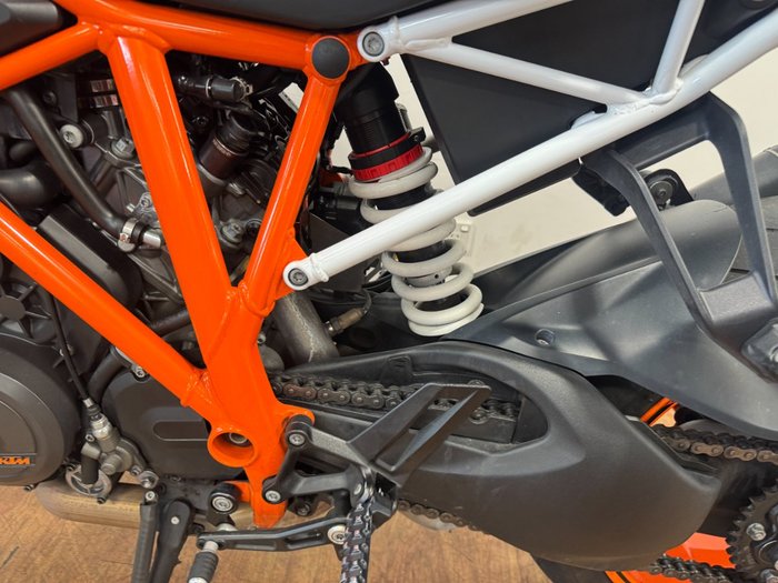 2017 Ktm 1290 SUPER DUKE R White/Grey