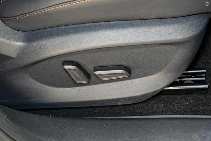 2025 MG HS Excite AS33 MY25 Arctic Blue