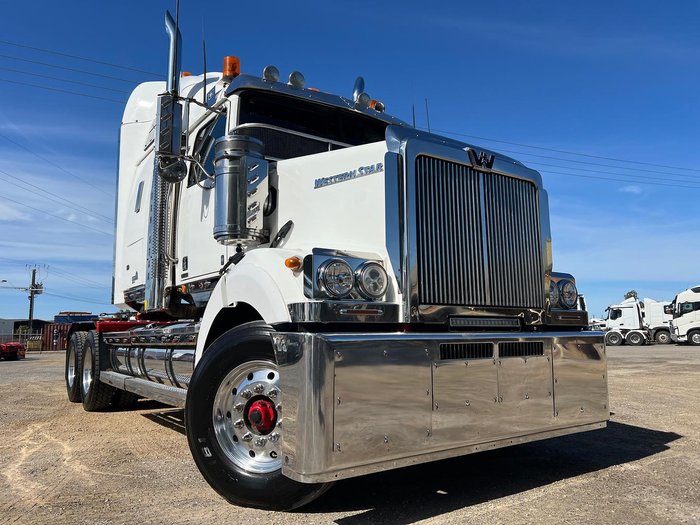 2019 Western Star 4800 6X4 Prime Mover, 54" Stratosphere Sleeper. B DOUBLE/ROAD TRAIN
