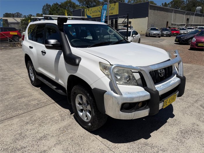 2011 TOYOTA LANDCRUISER PRADO GX (4x4)