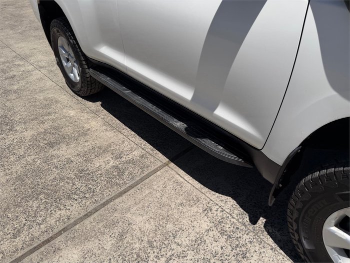 2011 TOYOTA LANDCRUISER PRADO GX (4x4)