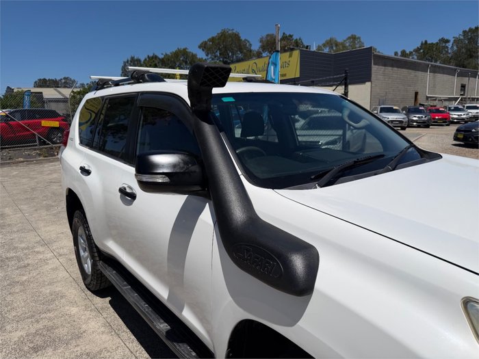 2011 TOYOTA LANDCRUISER PRADO GX (4x4)
