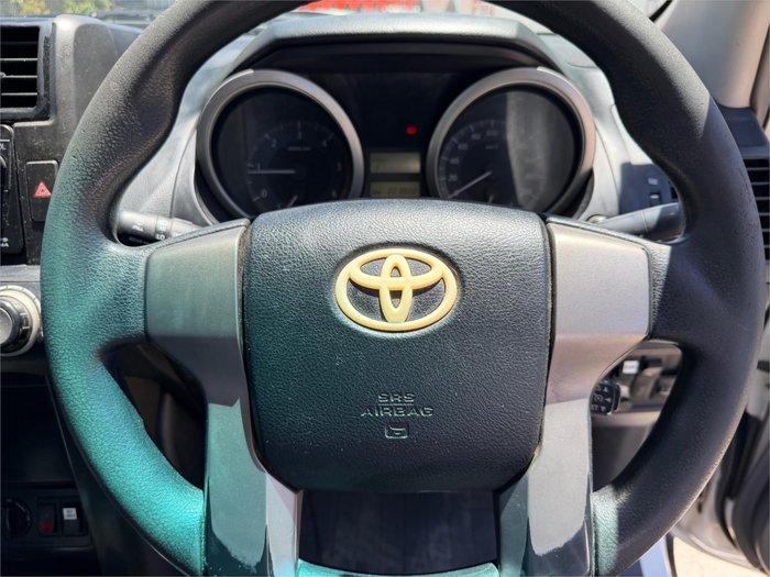 2011 TOYOTA LANDCRUISER PRADO GX (4x4)