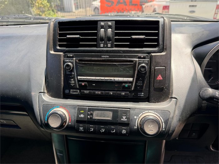 2011 TOYOTA LANDCRUISER PRADO GX (4x4)