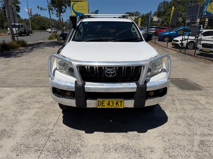 2011 TOYOTA LANDCRUISER PRADO GX (4x4)