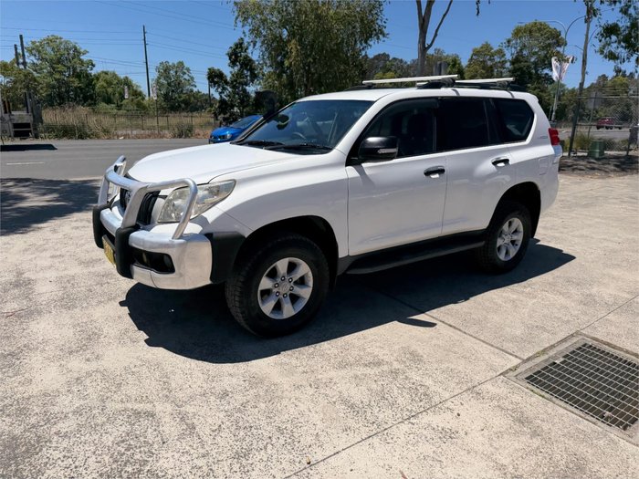 2011 TOYOTA LANDCRUISER PRADO GX (4x4)