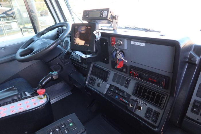 2018 Iveco Acco F2350G 280