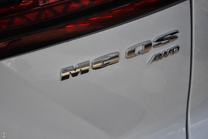 2025 MG QS Essence IS31 MY25 AWD Pearl White