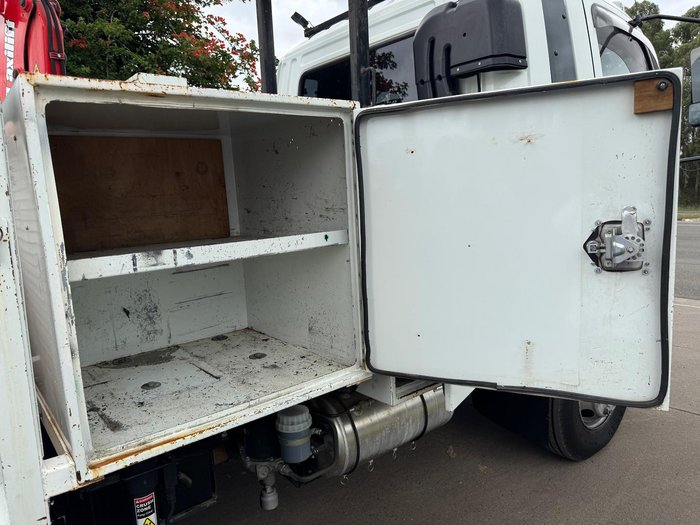 2013 Fuso Fighter 1024 WHITE