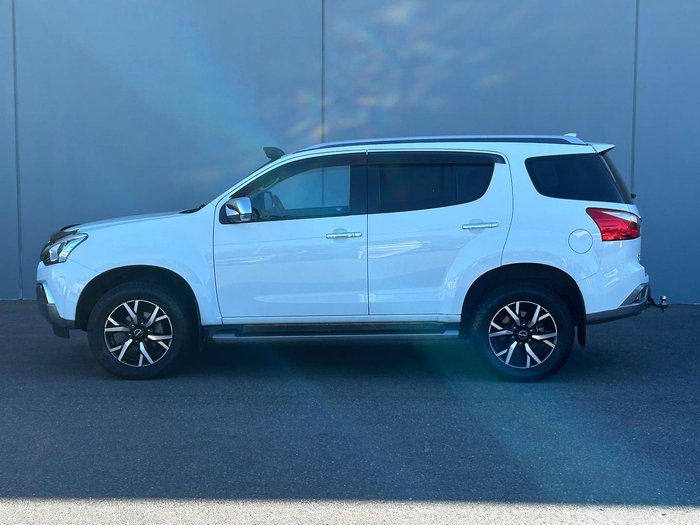 2020 Isuzu MU-X LS-T