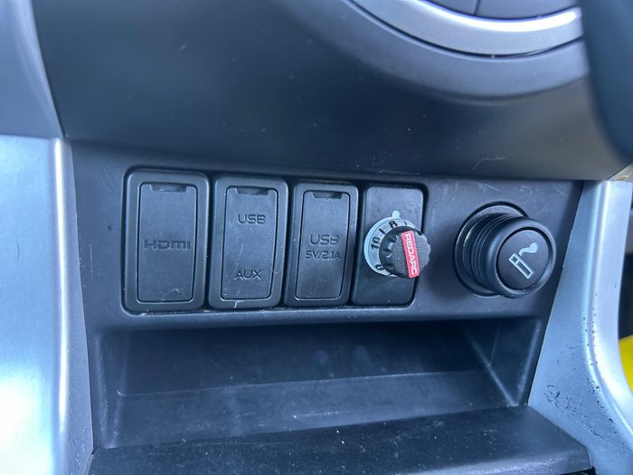 2020 Isuzu MU-X LS-T