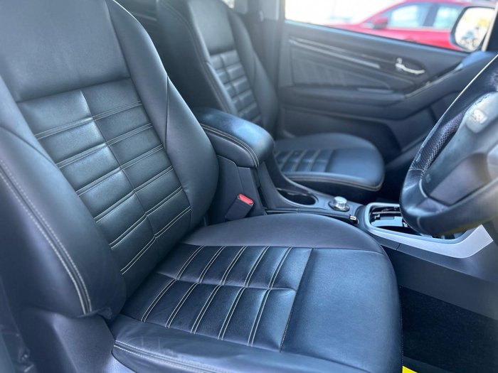 2020 Isuzu MU-X LS-T