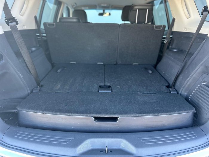 2020 Isuzu MU-X LS-T