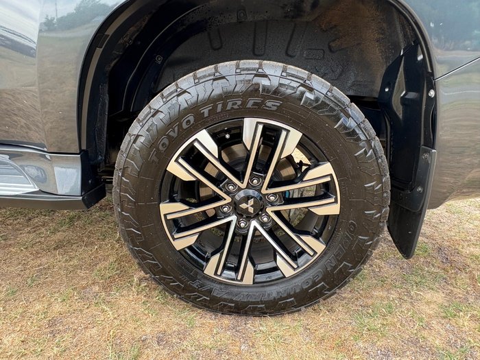 2021 Mitsubishi Pajero Sport Exceed