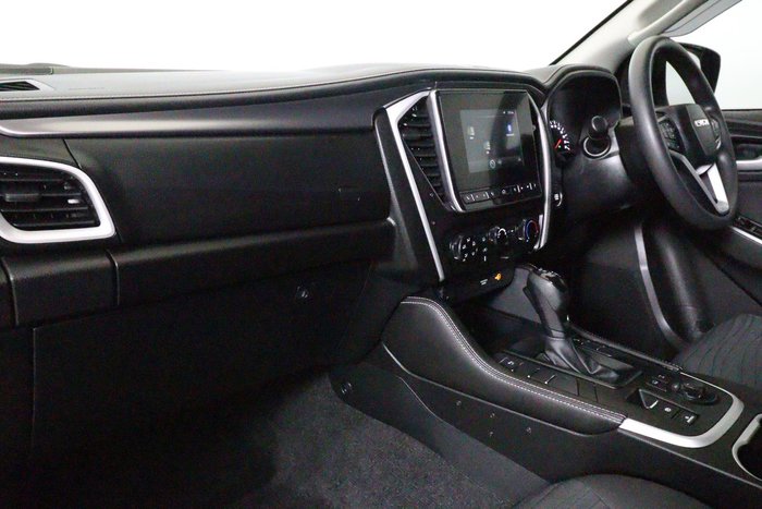 2022 Isuzu MU-X LS-M