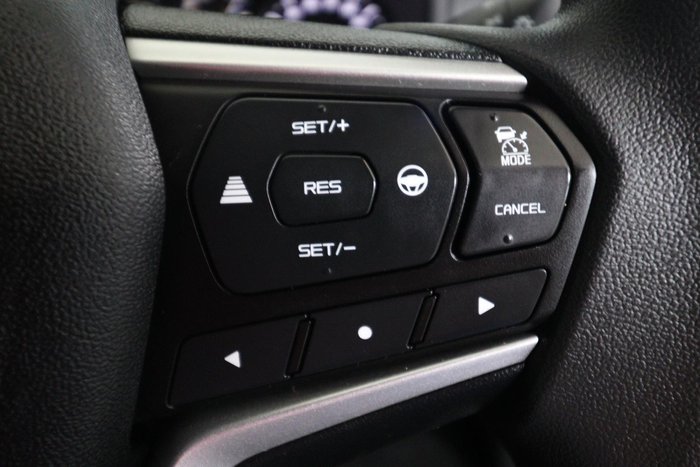 2022 Isuzu MU-X LS-M