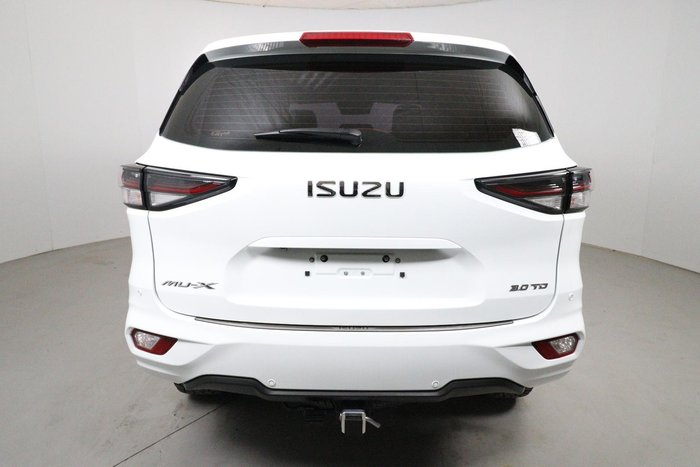 2022 Isuzu MU-X LS-M
