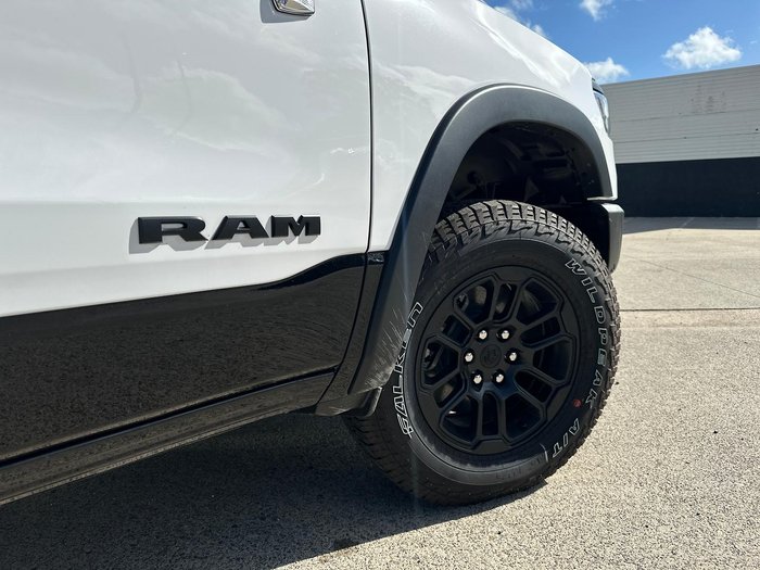 2025 RAM 1500 Rebel Hurricane SO DT MY25 4X4 Dual Range Bright White