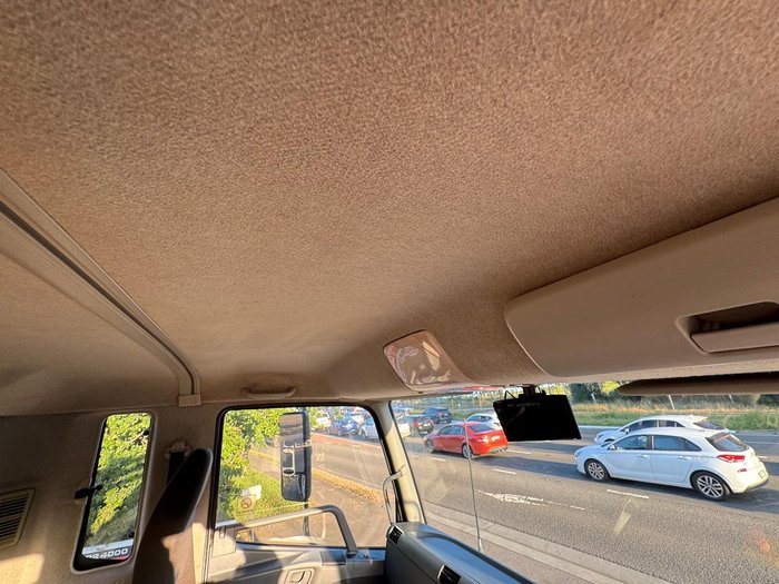 2013 Fuso Fighter 2427 WHITE