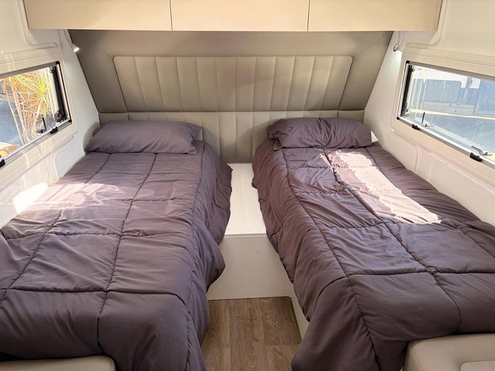 2025 Crusader My25 Crv Gladiator Force