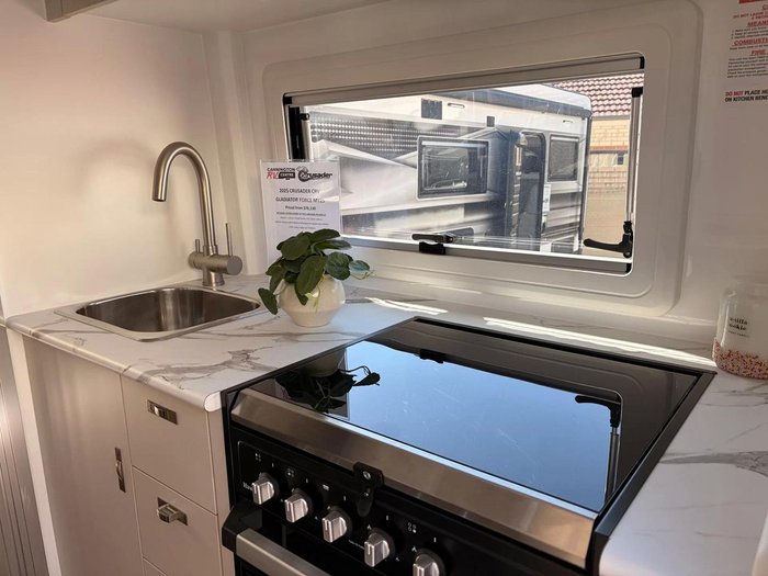 2025 Crusader Crv Gladiator Force My25