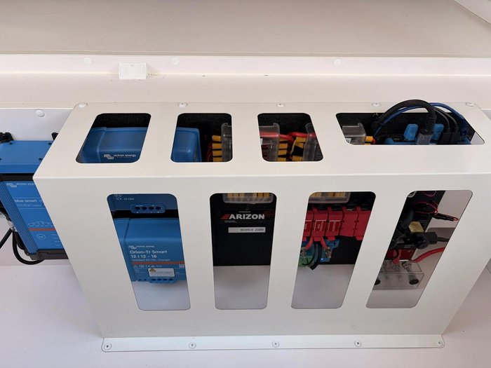 2025 Crusader My25 Musketeer Empress