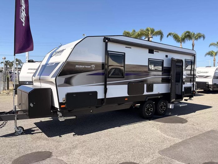 2025 Crusader My25 Musketeer Empress