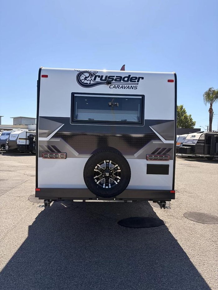 2025 Crusader My25 Musketeer Empress