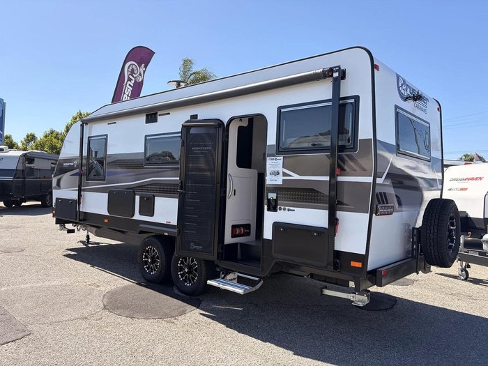 2025 Crusader My25 Musketeer Empress