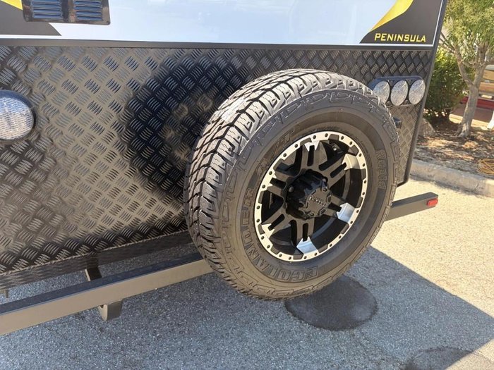 2025 My Dream RV 16 Peninsula | L-Lounge, Front Door