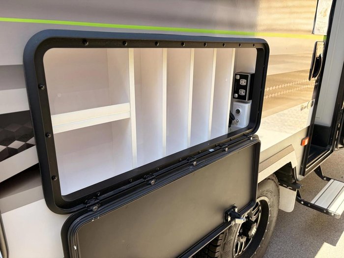 2025 Crusader My25 Excalibur Duke