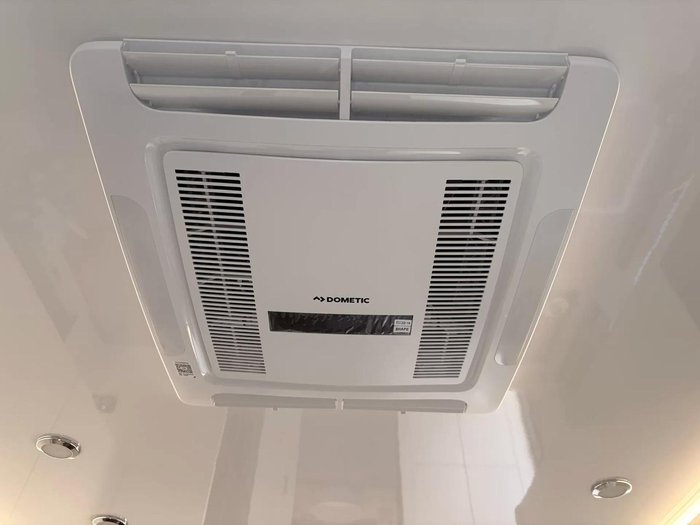 2025 Crusader Crusader My25 Excalibur Orion