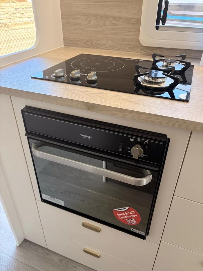 2025 Crusader Crusader My25 Excalibur Orion