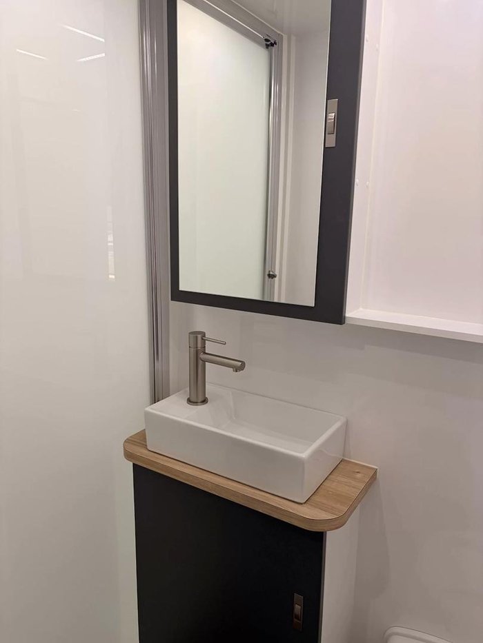 2025 Crusader Crusader My25 Lifechanger Bunkie