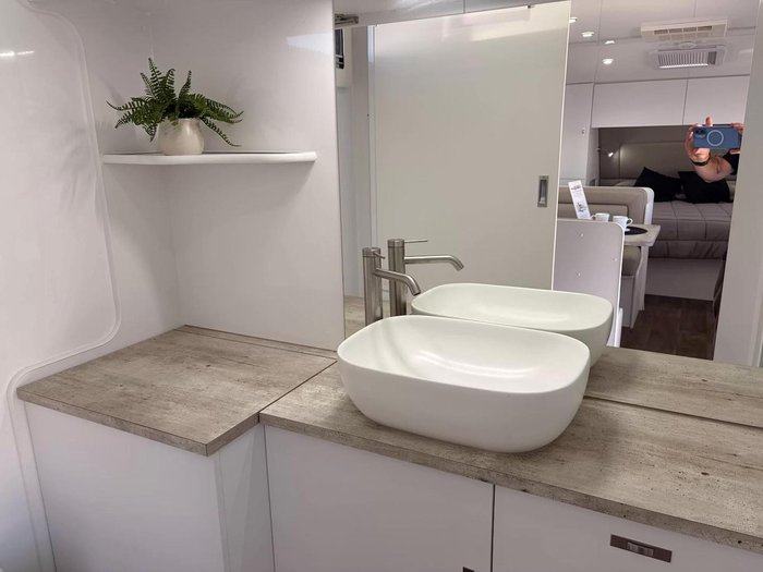 2025 Crusader Crusader My25 Lifechanger Experience